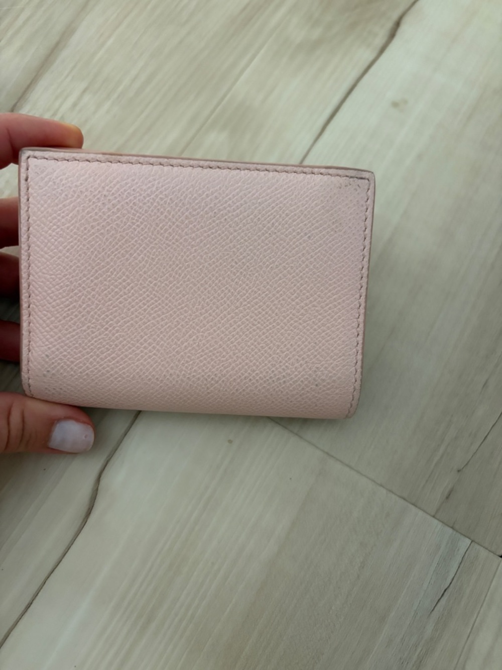Ferragamo Wallet - Picture 4 of 9